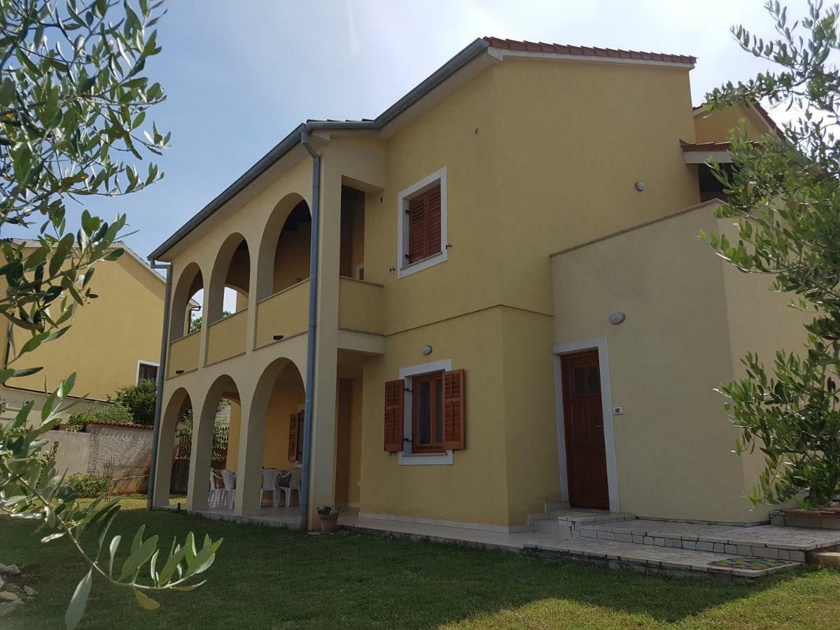 Apartment Barba Лижнян Экстерьер фото
